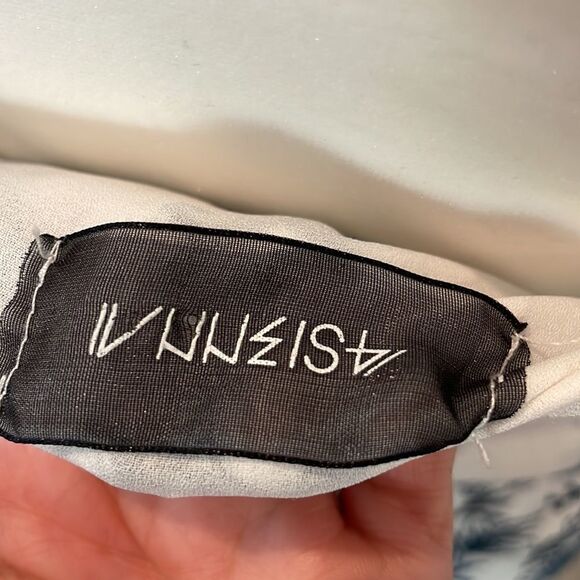 4 Sienna Romper with Bandana Print - Picture 3 of 3